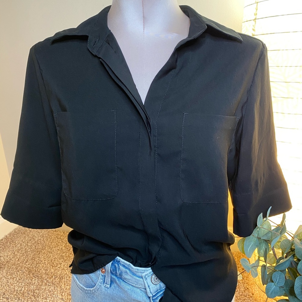 EXPRESS Black 2-Pocket Button Down Size M